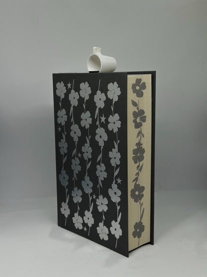 Semn de carte 3D – Cana cu cafea curgătoare