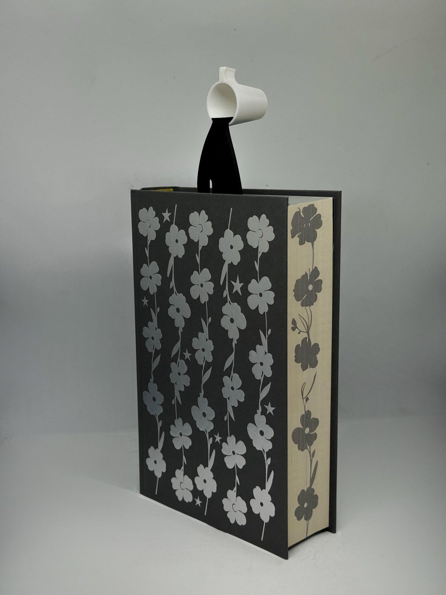 Semn de carte 3D – Cana cu cafea curgătoare