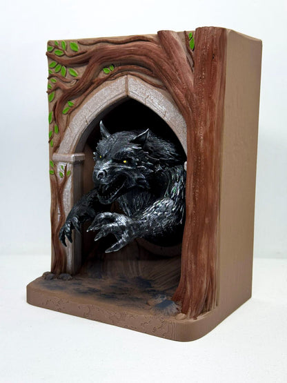 Book Nook – Vârcolacul din Pădurea Întunecată